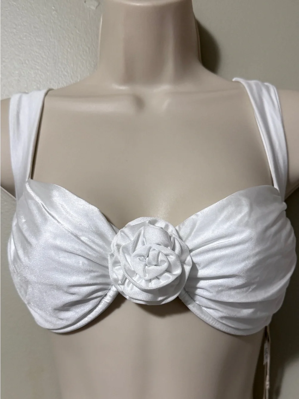 l*space White Floral Rosette Bikini Top DD cup